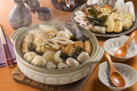  Oden: ¡Una Sinfonía De Sabores Calientes En Un Caldero Japonés!